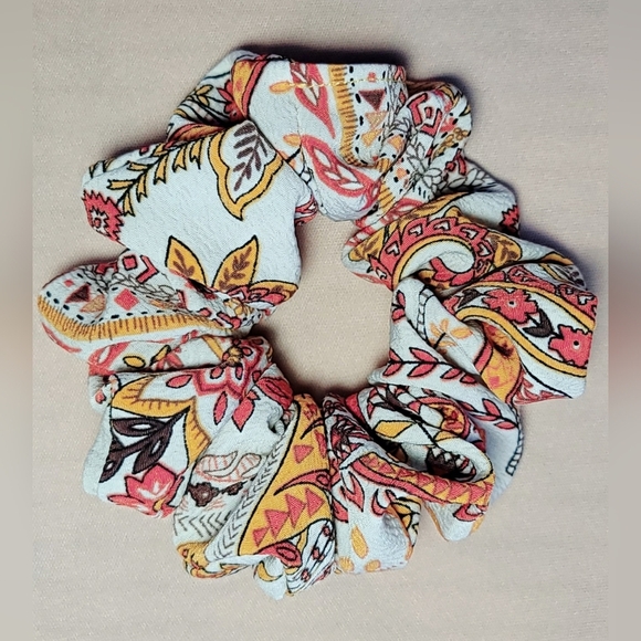 Pick 5 Scrunchies - Handmade - Picture 2 of 7